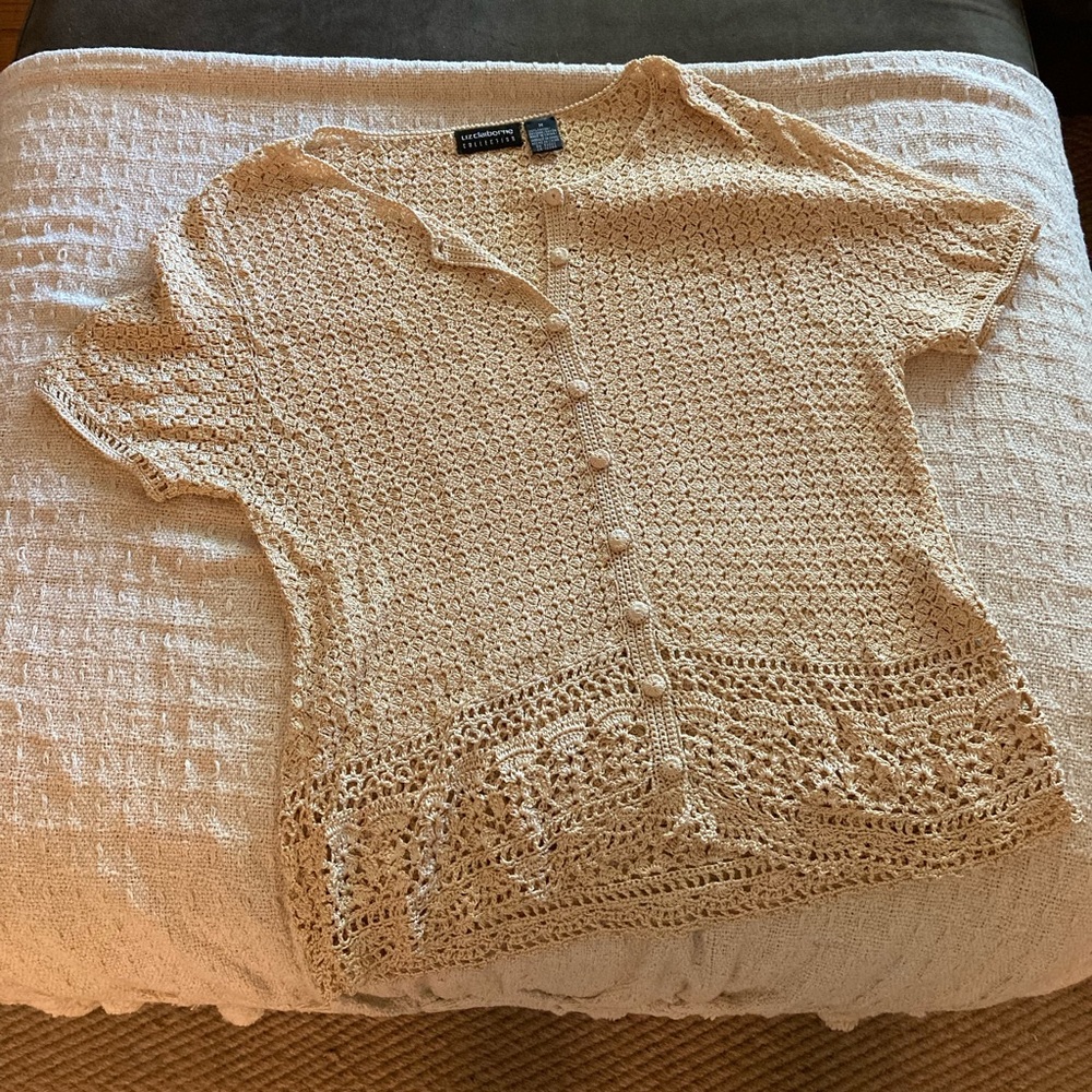 Cream Knit button top Liz Claiborne